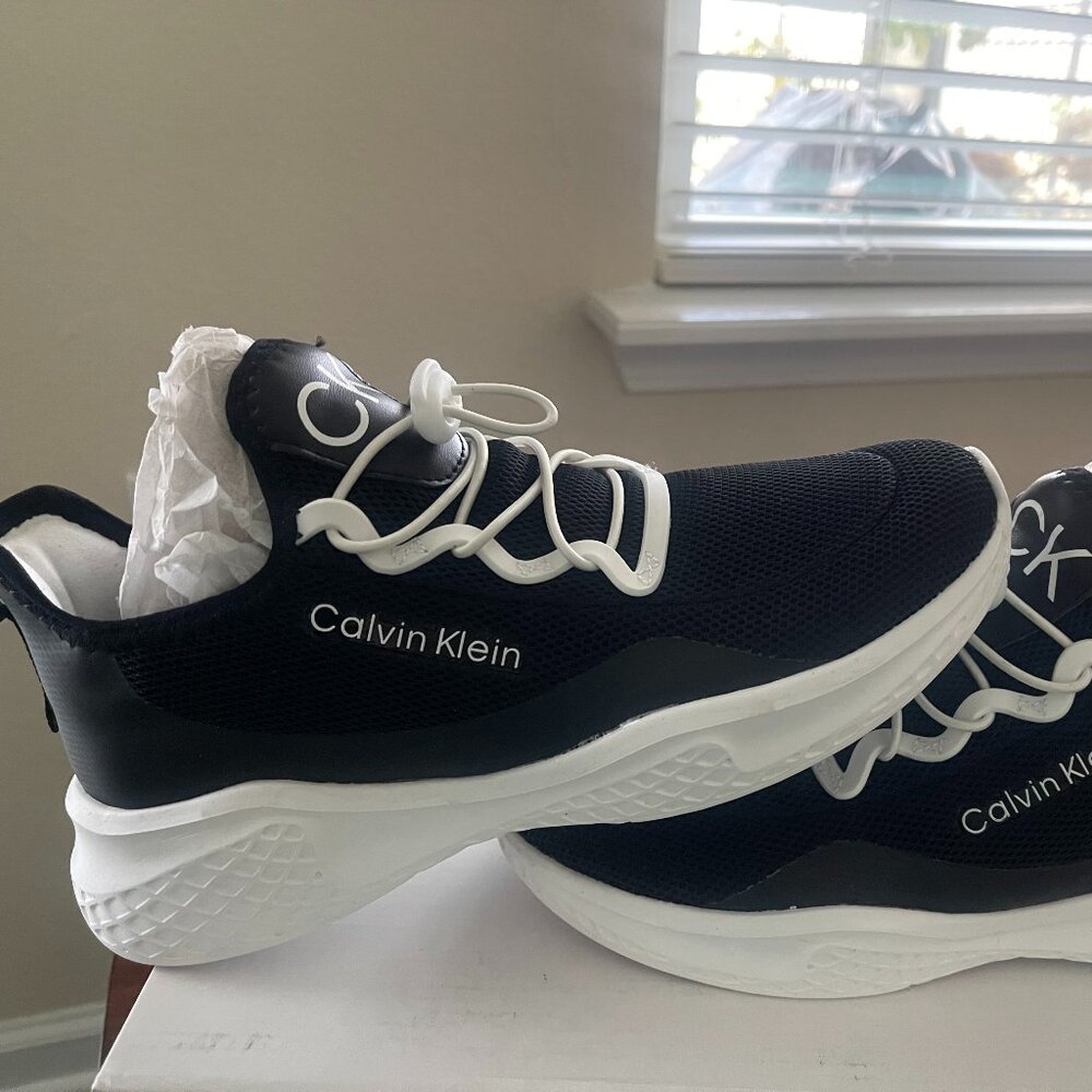 Calvin Klein 6M